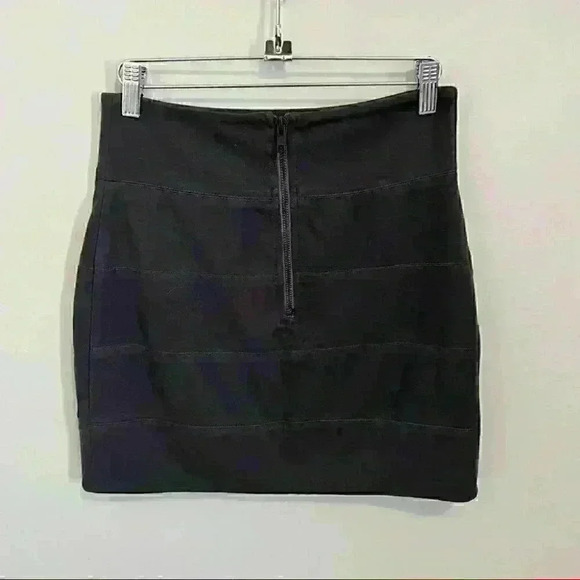 Aritzia Talula Gina Mini Skirt Dark Gray - Picture 6 of 14